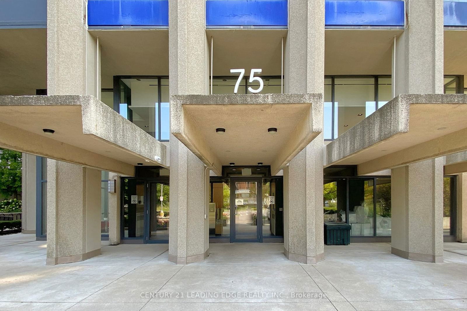 75 The Donway W, unit 709 for sale