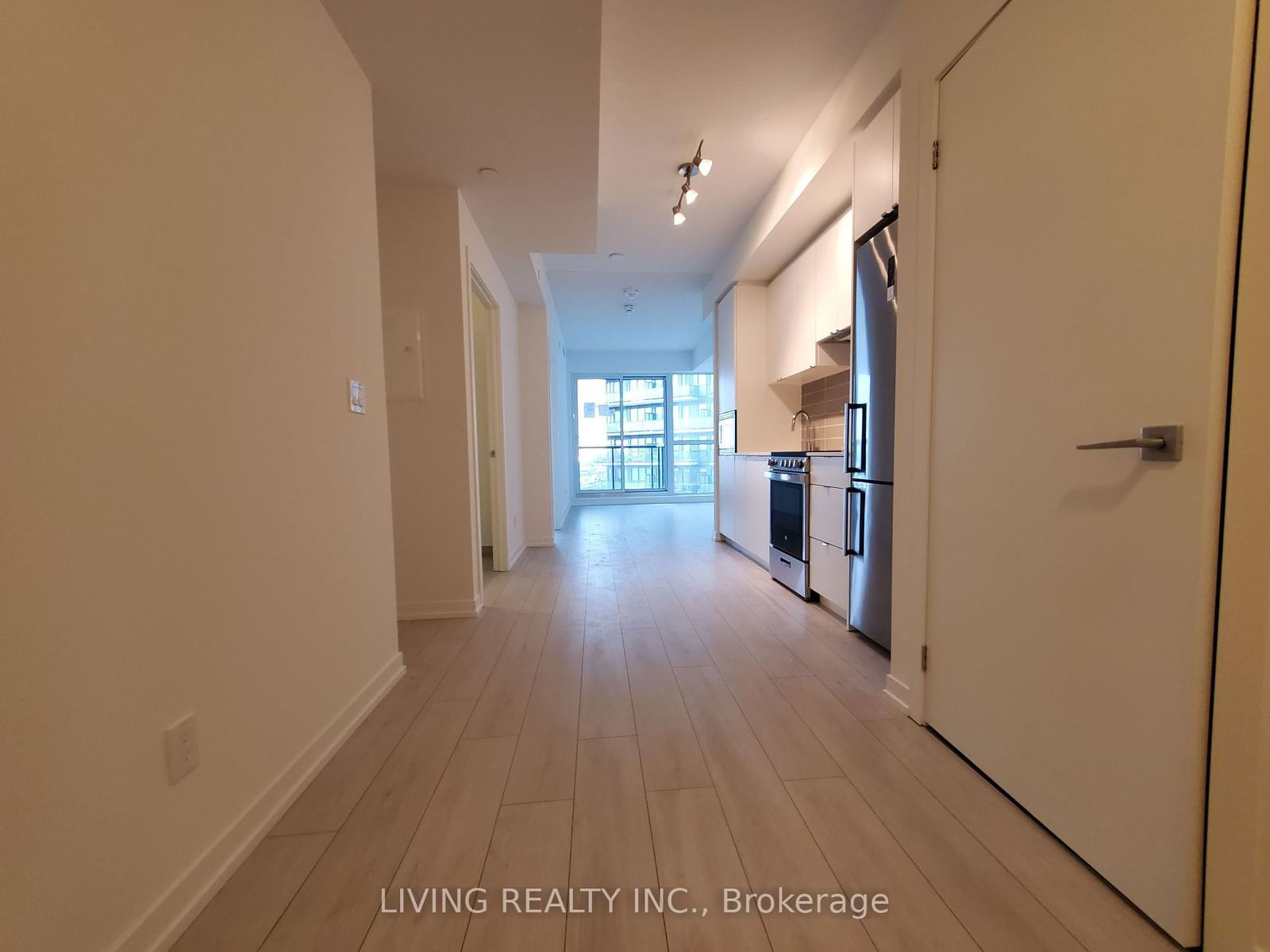 49 East Liberty St, unit 905 for rent