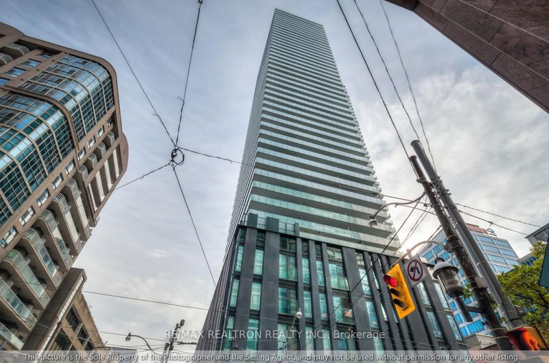 25 Richmond St E, unit #1504 for rent - image #1