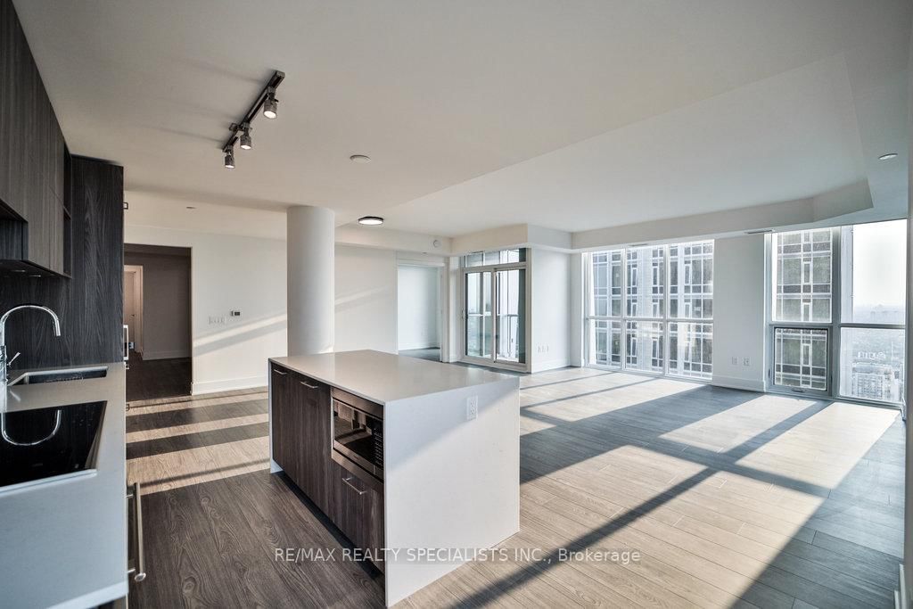 1 Yorkville Ave, unit 5102 for rent - image #10