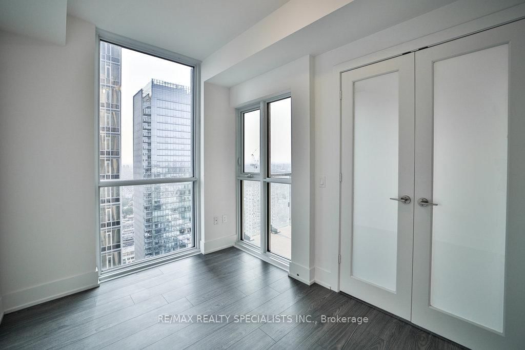 1 Yorkville Ave, unit 5102 for rent - image #14