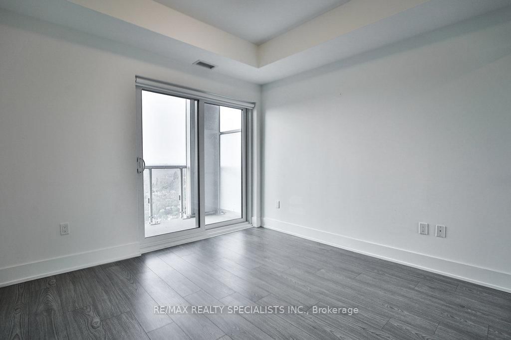 1 Yorkville Ave, unit 5102 for rent