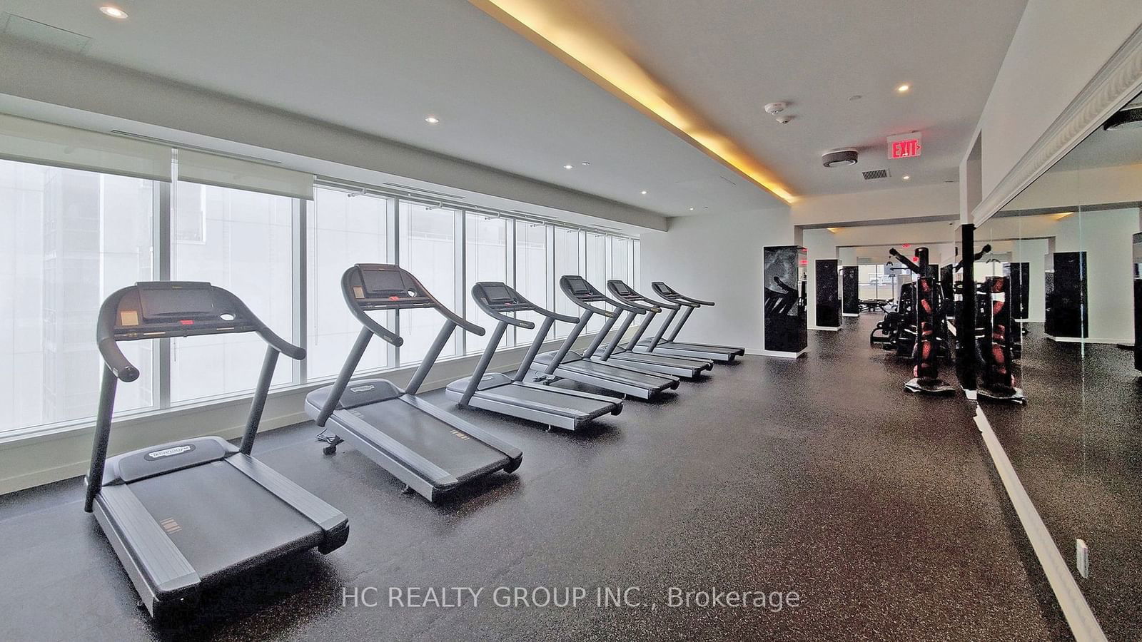 197 Yonge St, unit 1102 for sale