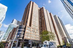 633 Bay St, unit 2710 for rent - image #1