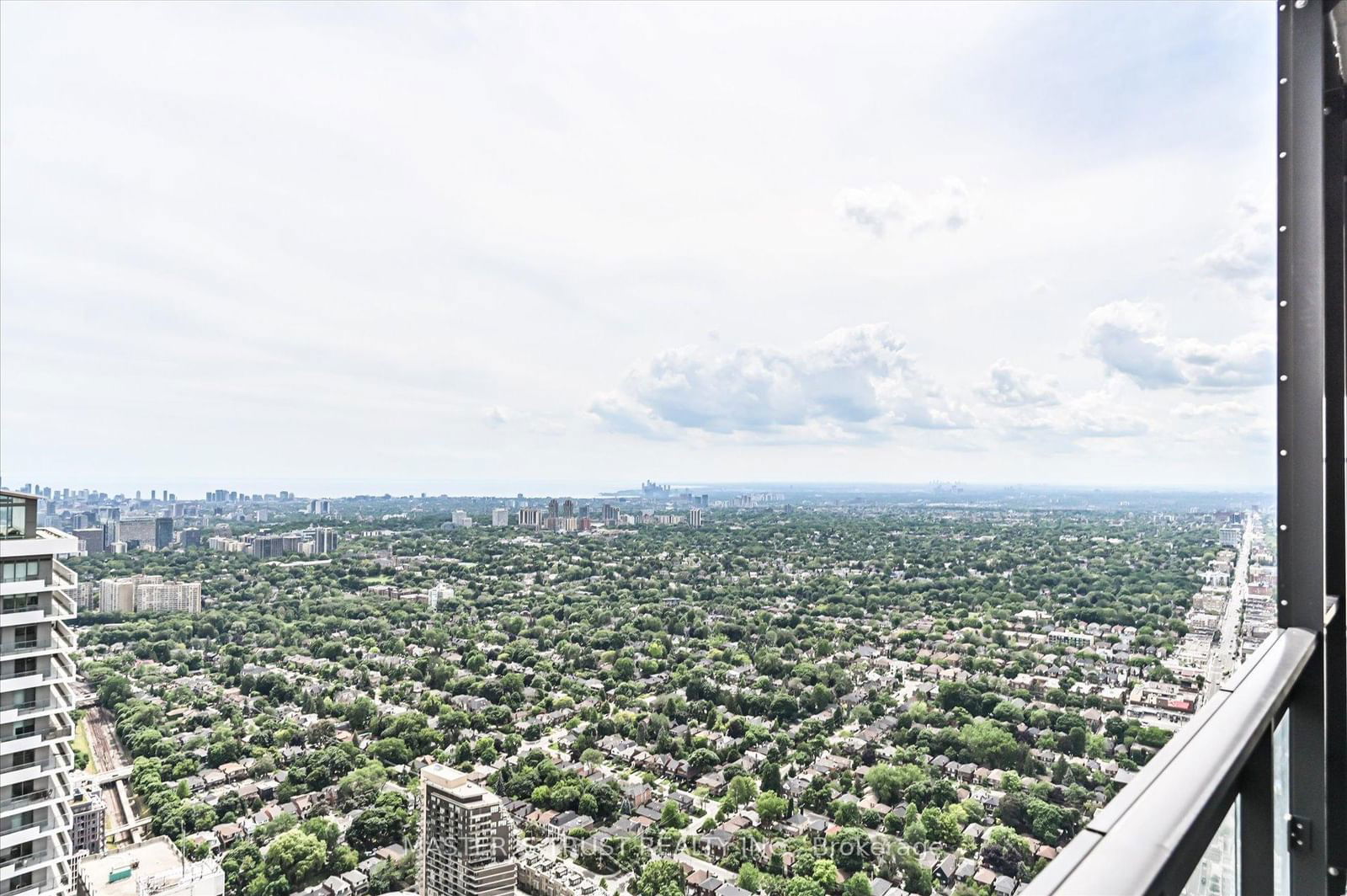 8 Eglinton Ave E, unit Ph 5801 for sale - image #31