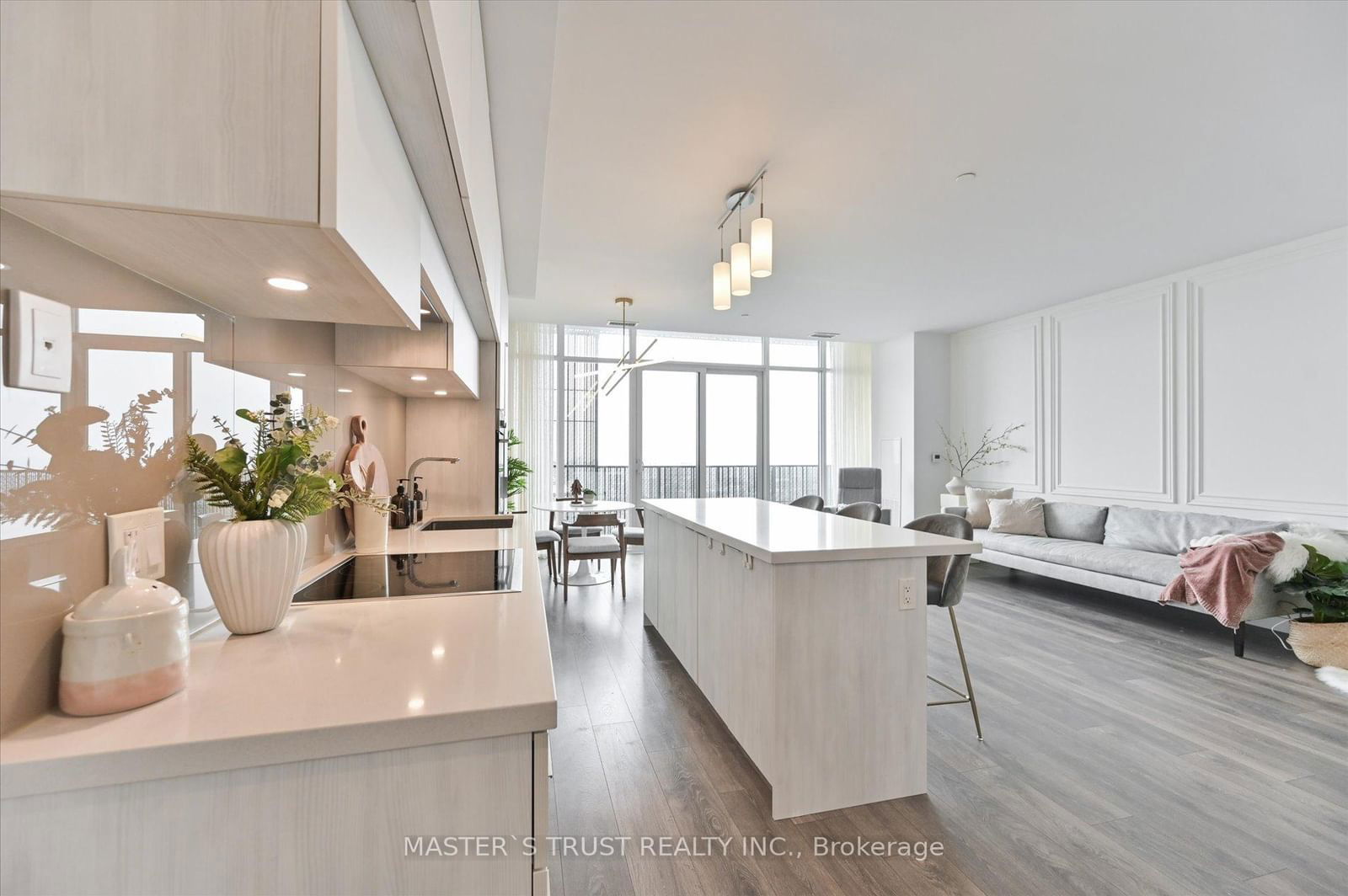 8 Eglinton Ave E, unit Ph 5801 for sale - image #8