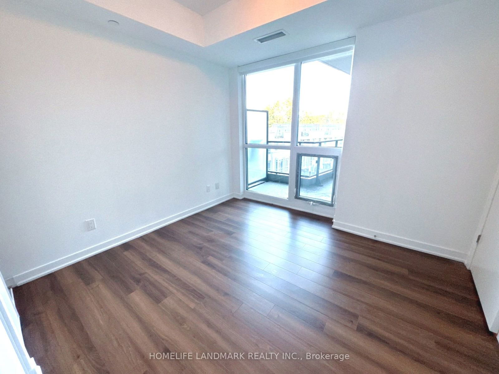 60 Berwick Ave, unit 410 for rent - image #11