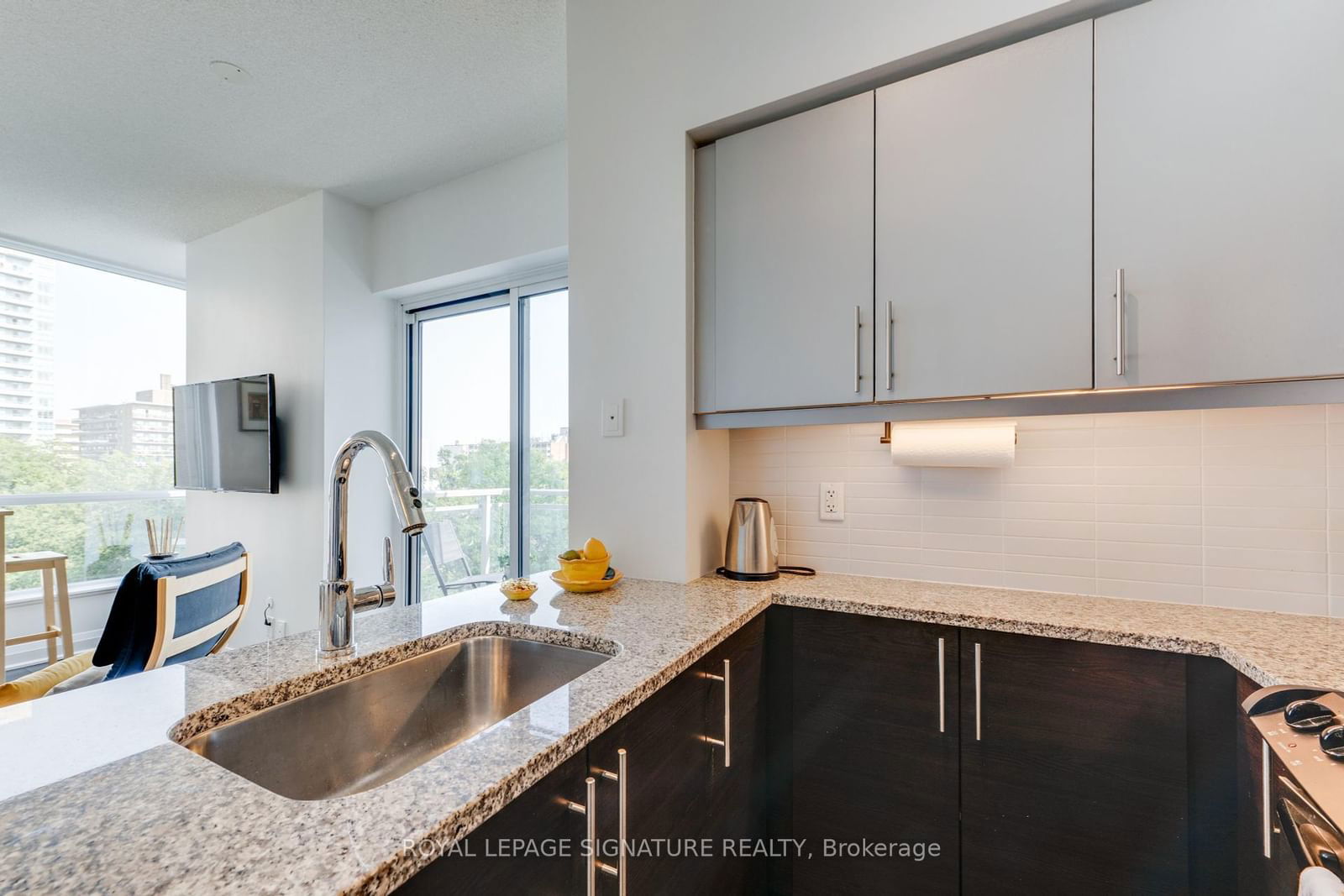 83 Redpath Ave, unit 402 for sale - image #12