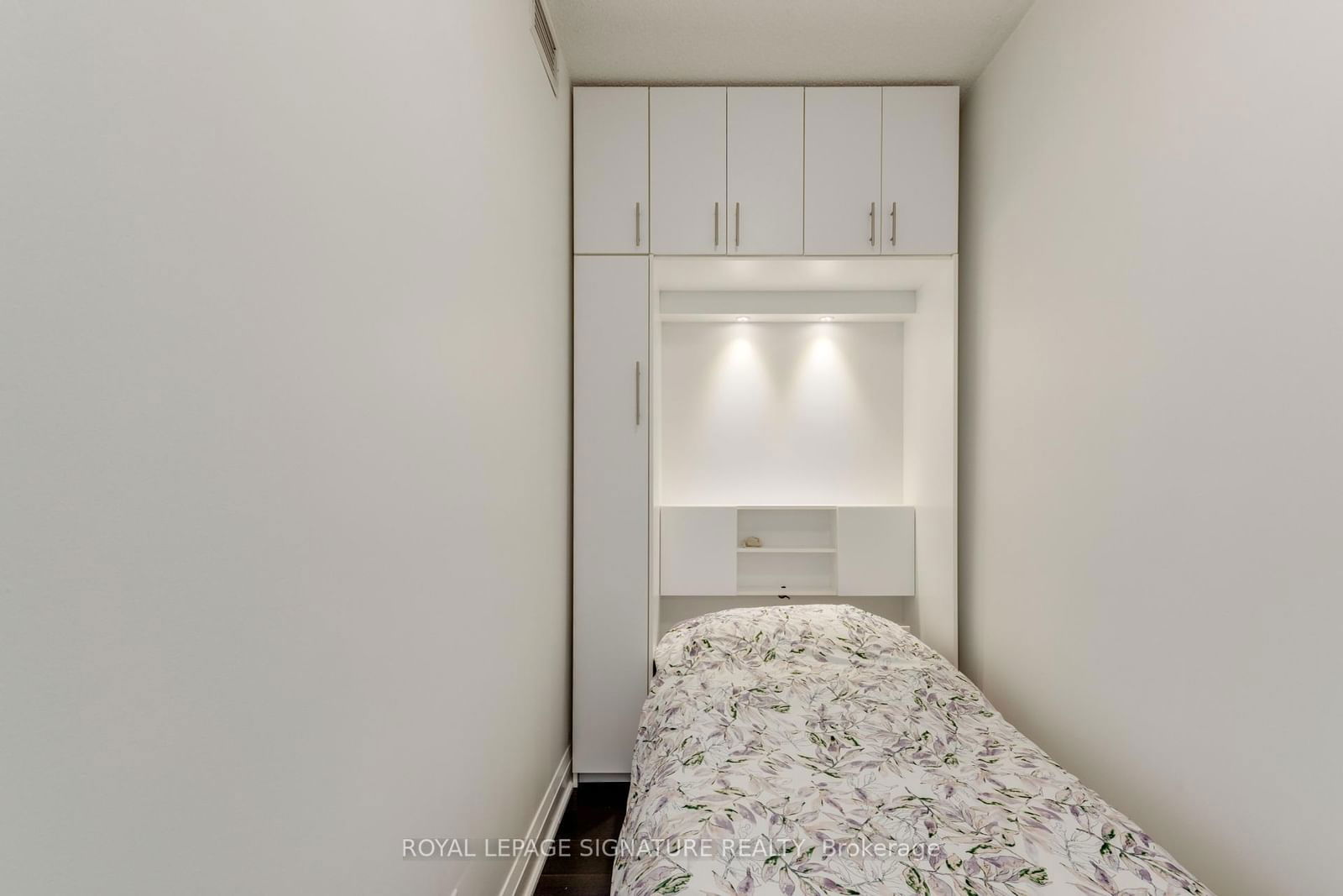 83 Redpath Ave, unit 402 for sale - image #29