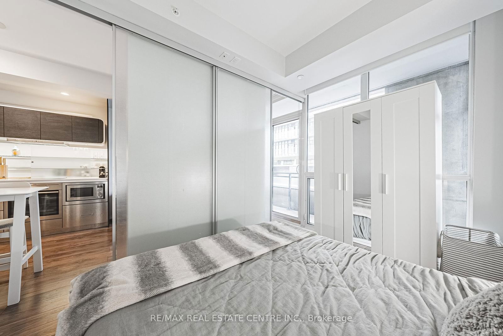 45 Charles St E, unit 605 for sale - image #14