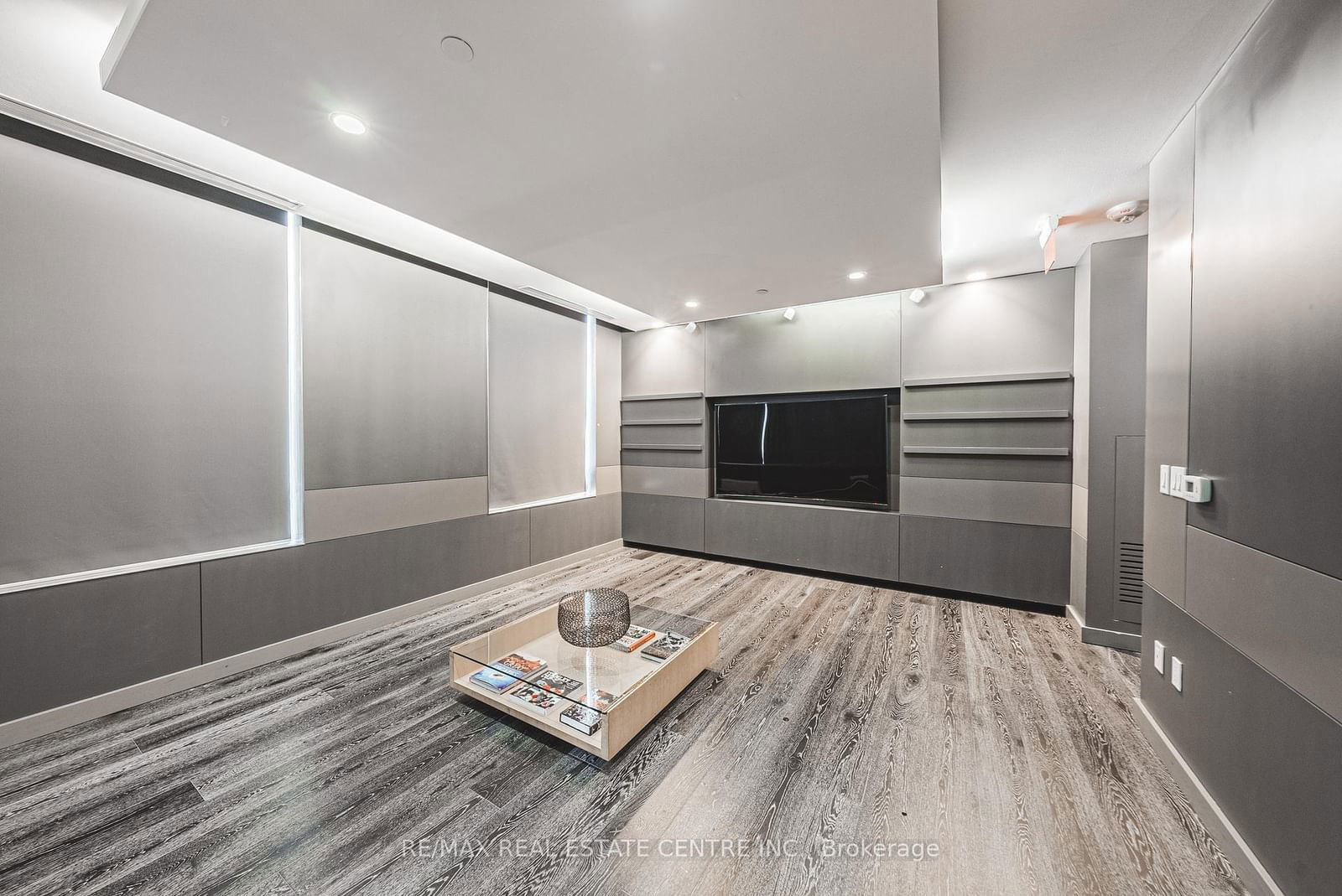 45 Charles St E, unit 605 for sale - image #26