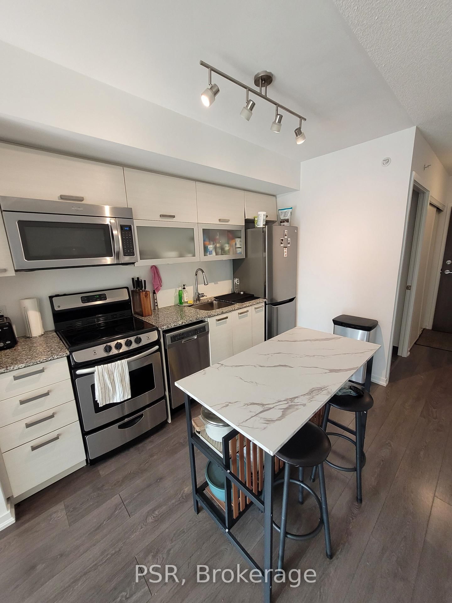 68 Abell St, unit 1509 for rent - image #4