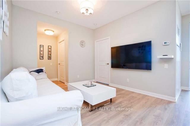 5168 Yonge St S, unit LP501 for rent - image #4