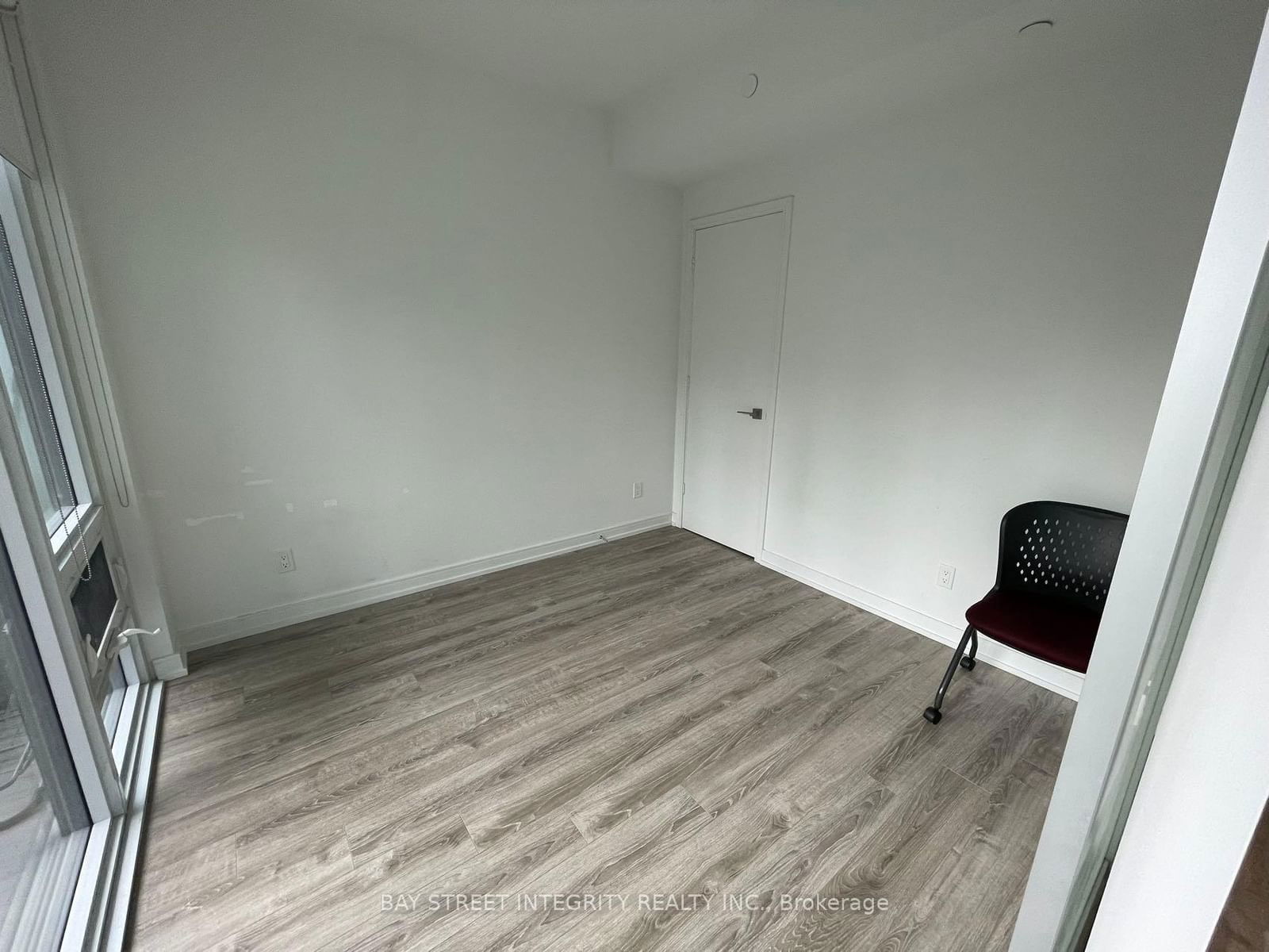 28 Wellesley St E, unit 809 for rent - image #7