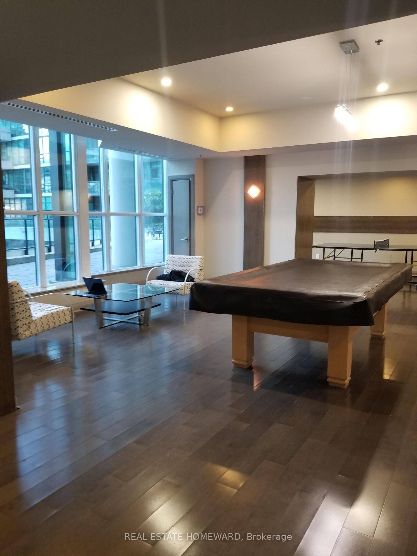 33 Bay St, unit 302 for rent