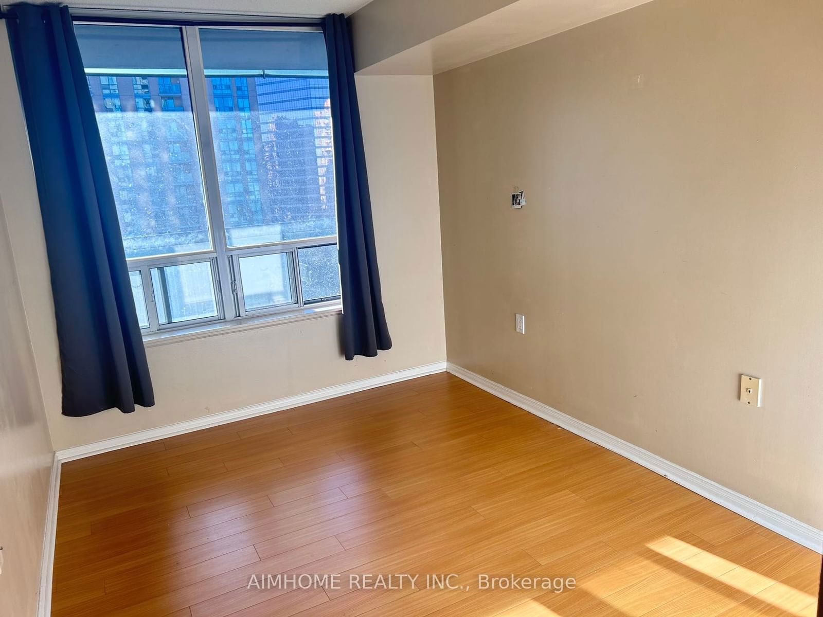 35 Finch Ave E, unit 1512 for rent