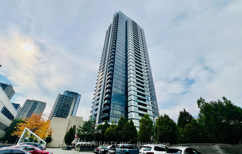 88 Sheppard Ave E, unit 804 for sale