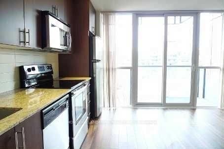 560 Front St W, unit 813 for rent - image #4