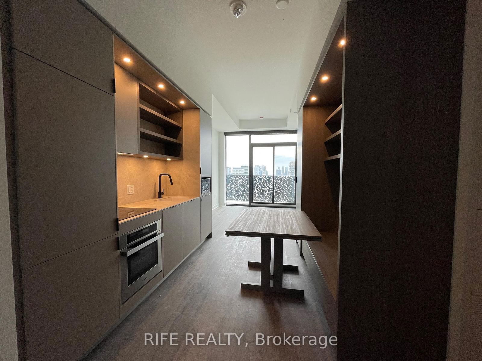 55 Charles St E, unit 3004 for rent