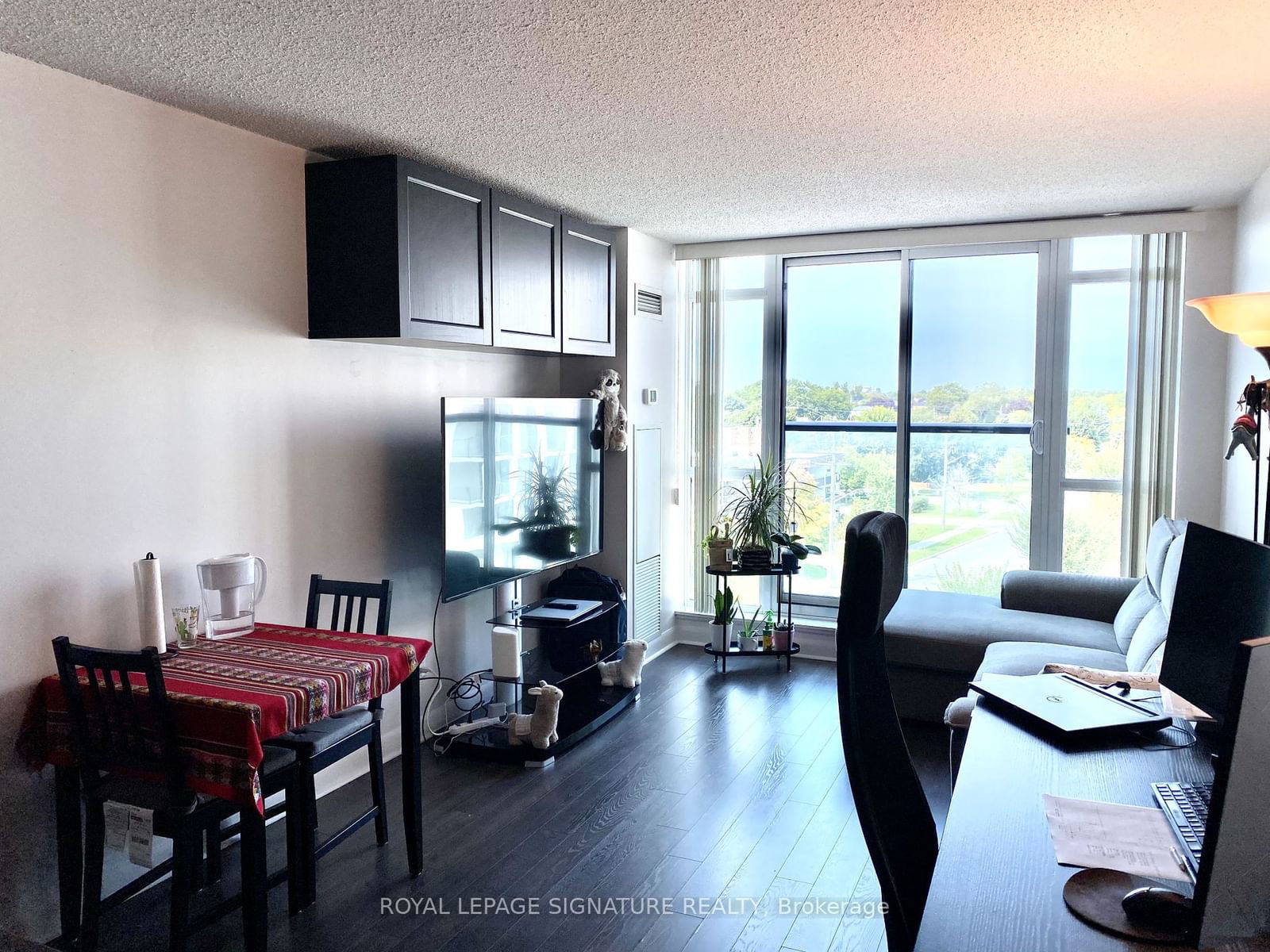 525 Wilson Ave, unit 627 for rent - image #5