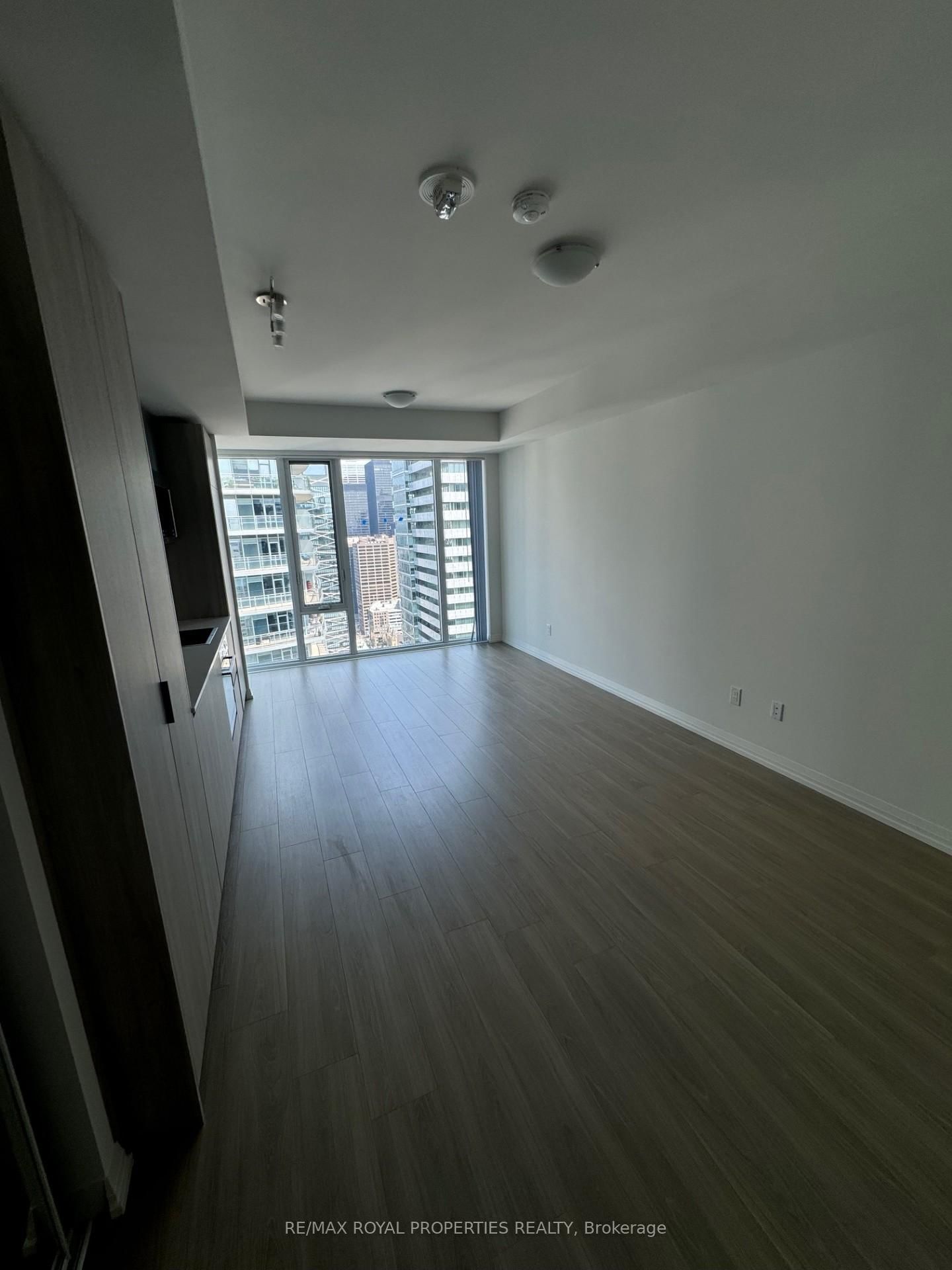 8 Widmer St, unit 4508 for rent - image #10