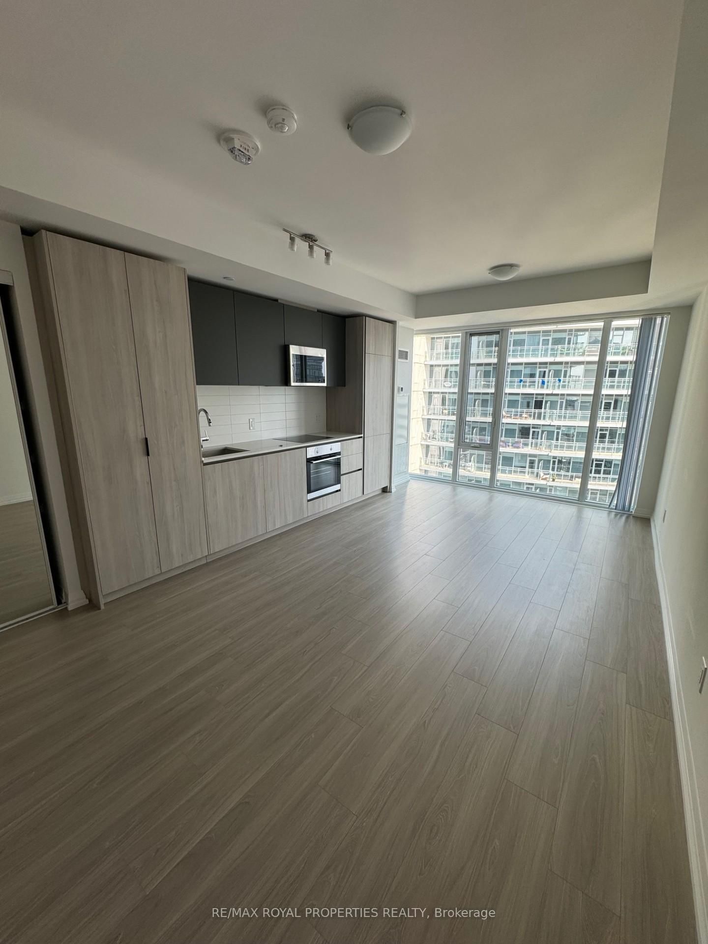 8 Widmer St, unit 4508 for rent