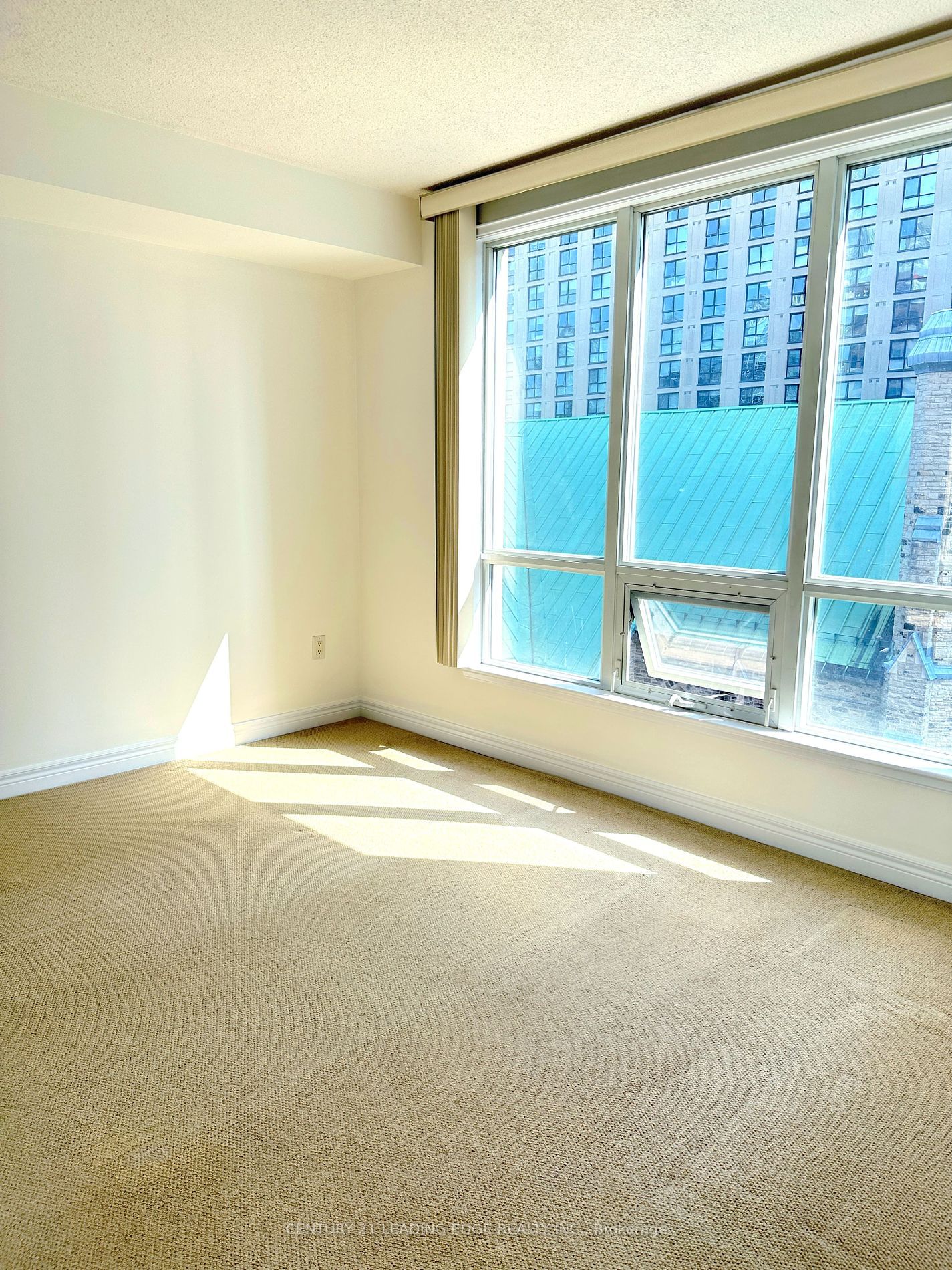 100 Hayden St, unit 907 for rent - image #23