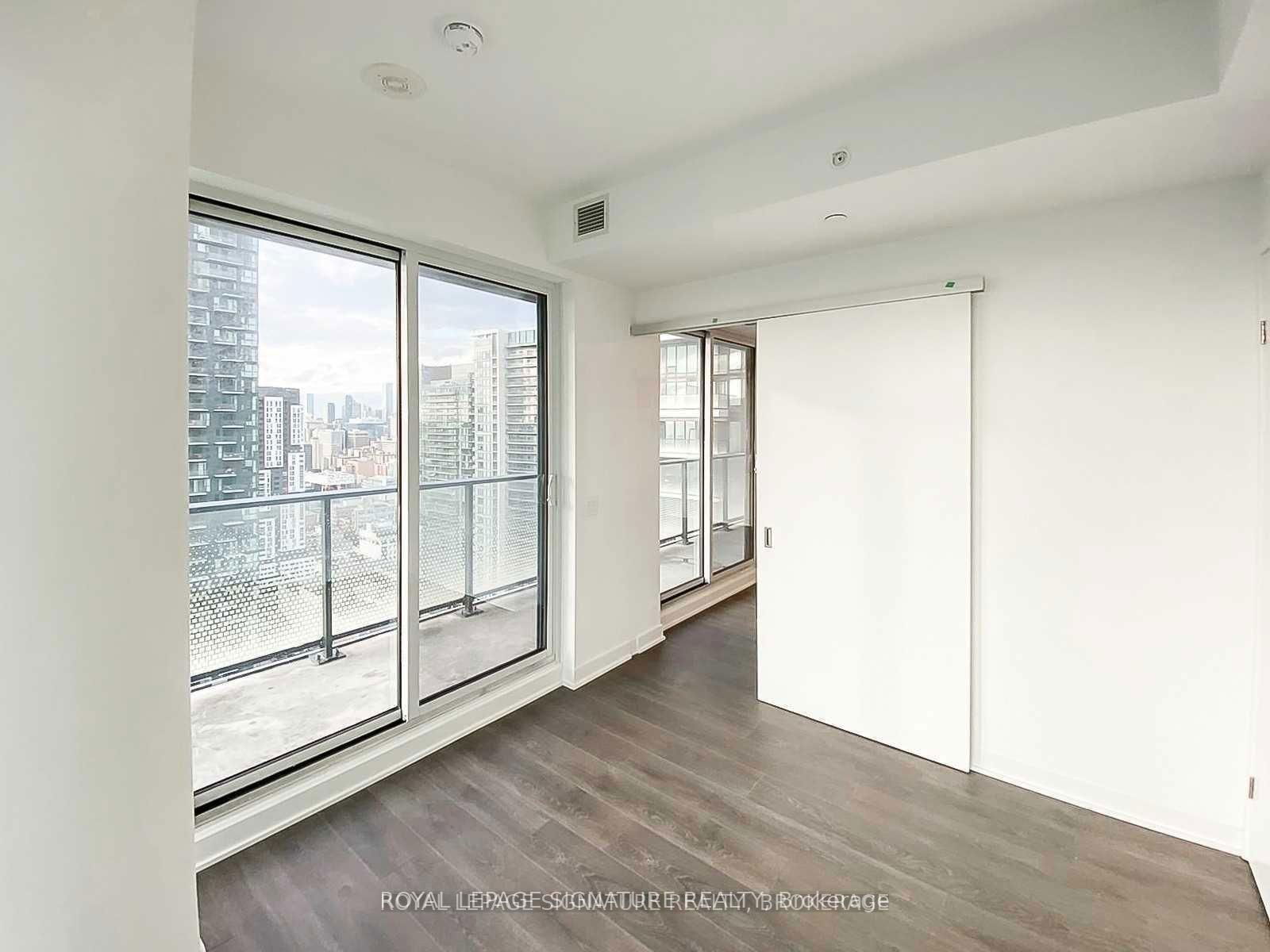 115 Blue Jays Way, unit 3109 for rent - image #5