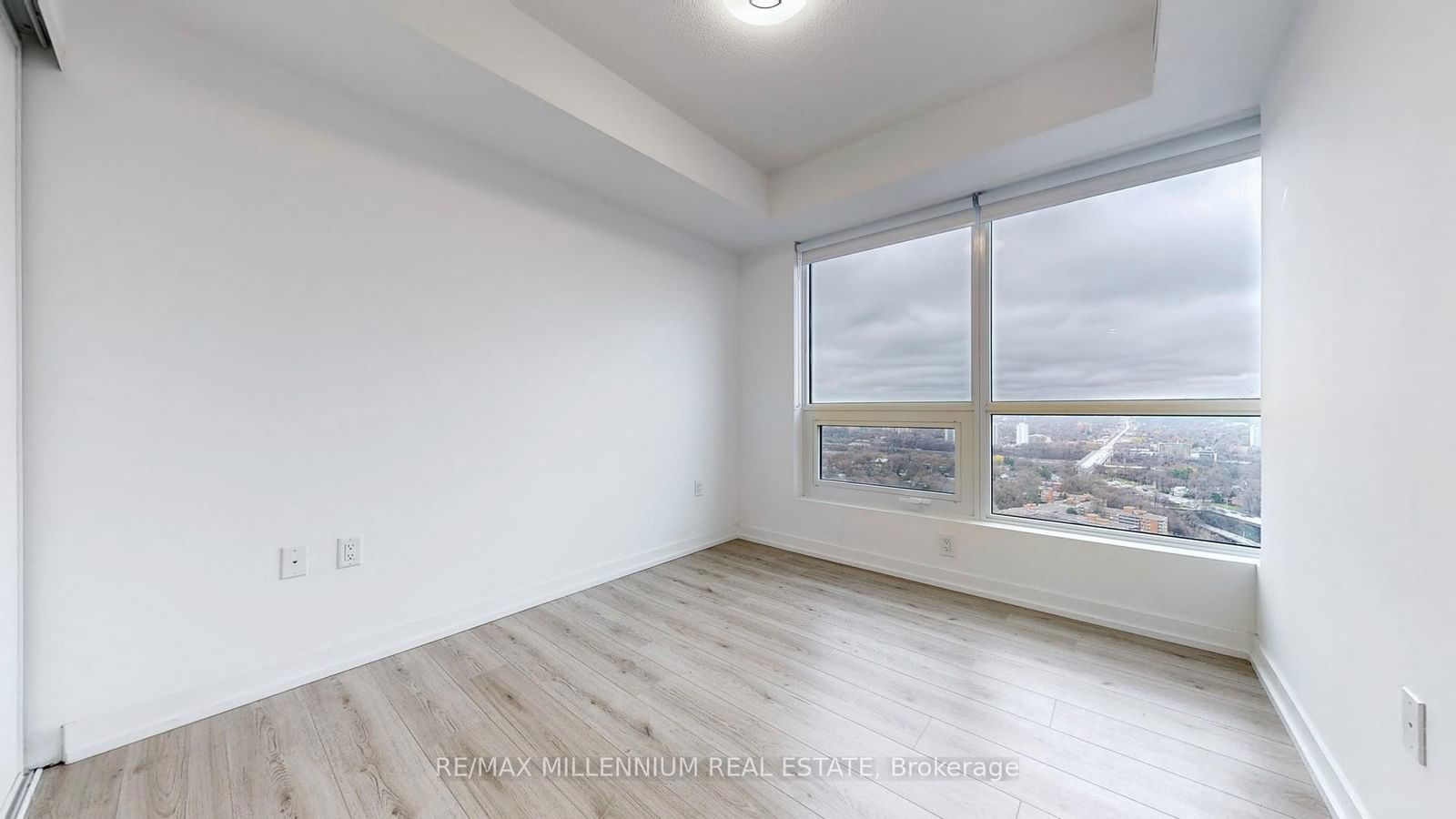 395 BLOOR St E, unit 3010 for rent - image #17