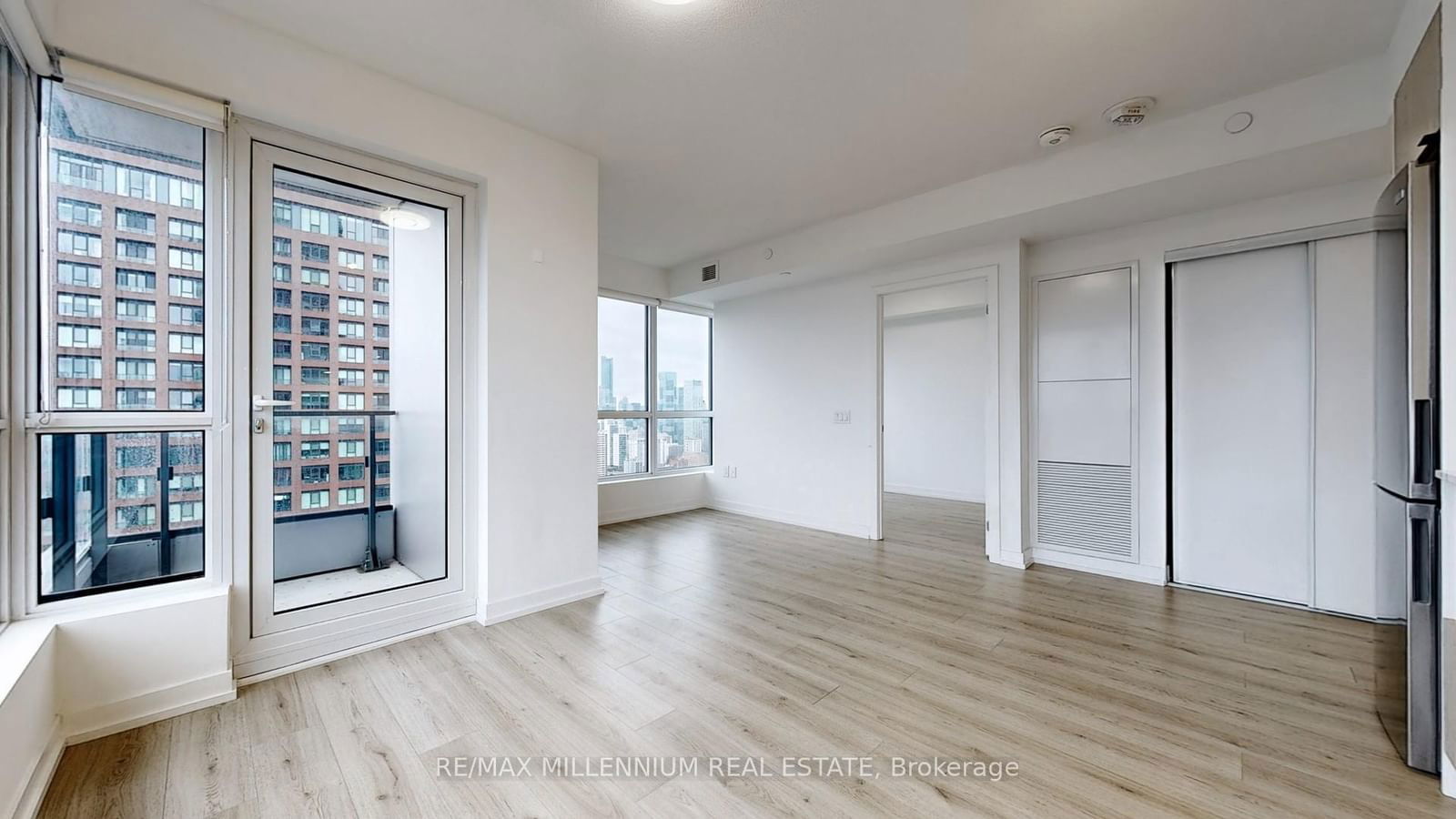 395 BLOOR St E, unit 3010 for rent - image #7