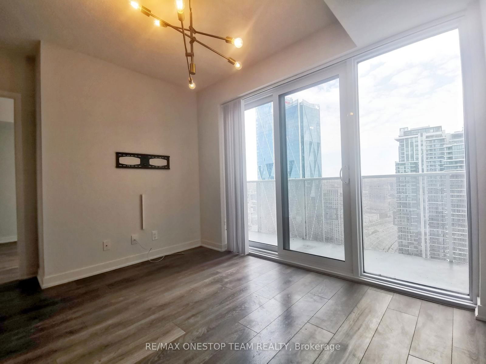 100 Harbour St, unit 4305 for rent - image #3