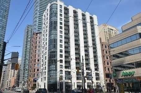 801 Bay St, unit 903 for rent - image #1