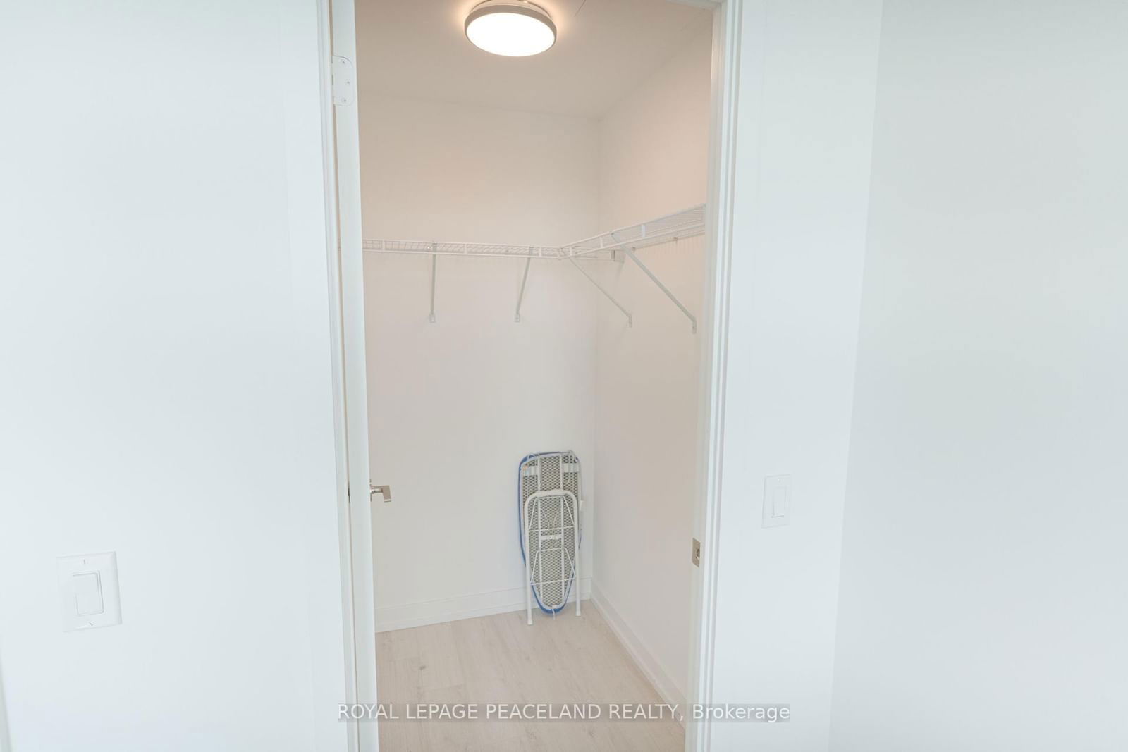 33 Helendale Ave, unit 2511 for rent - image #9