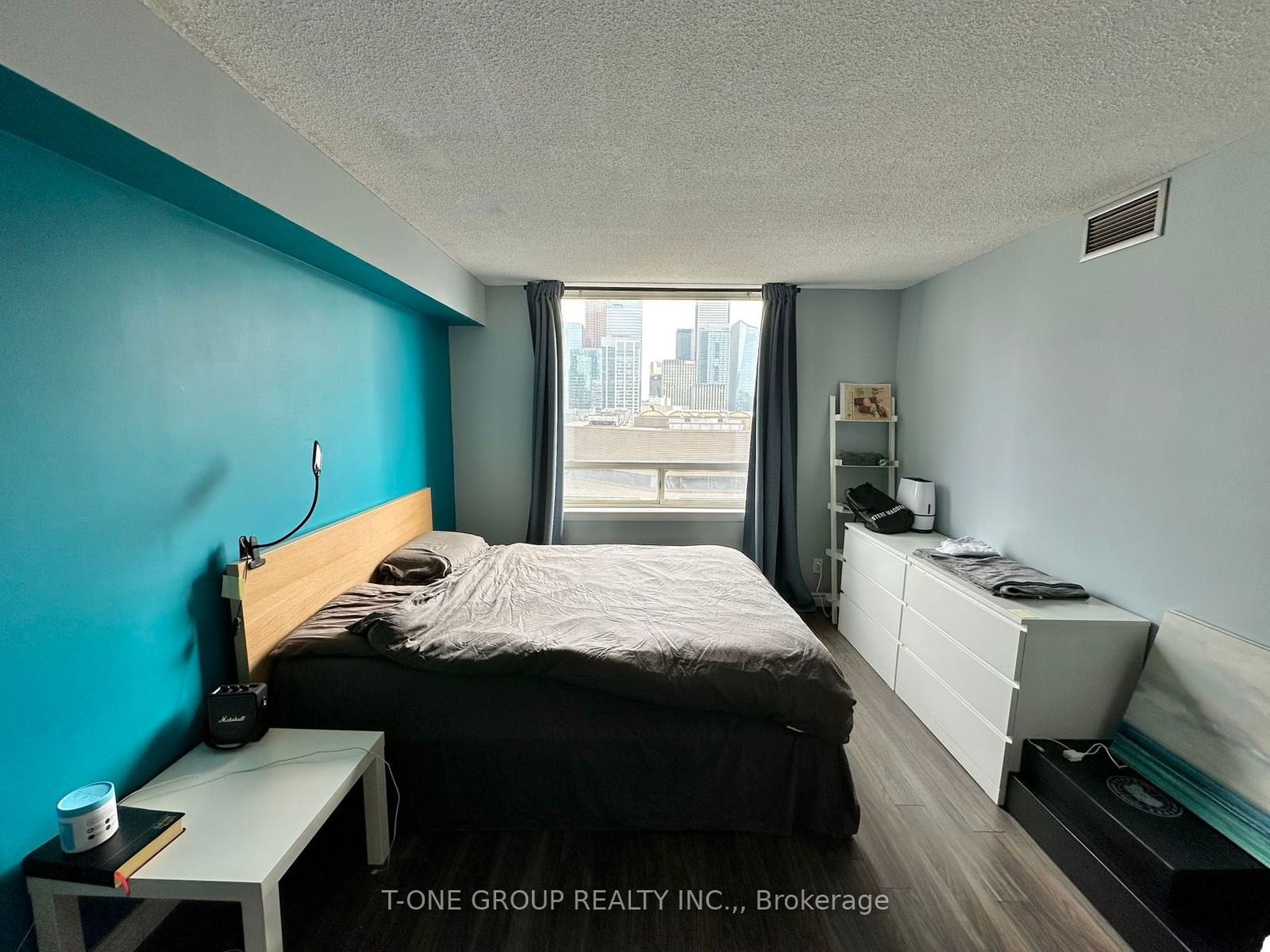 633 Bay St, unit 2211 for rent - image #7