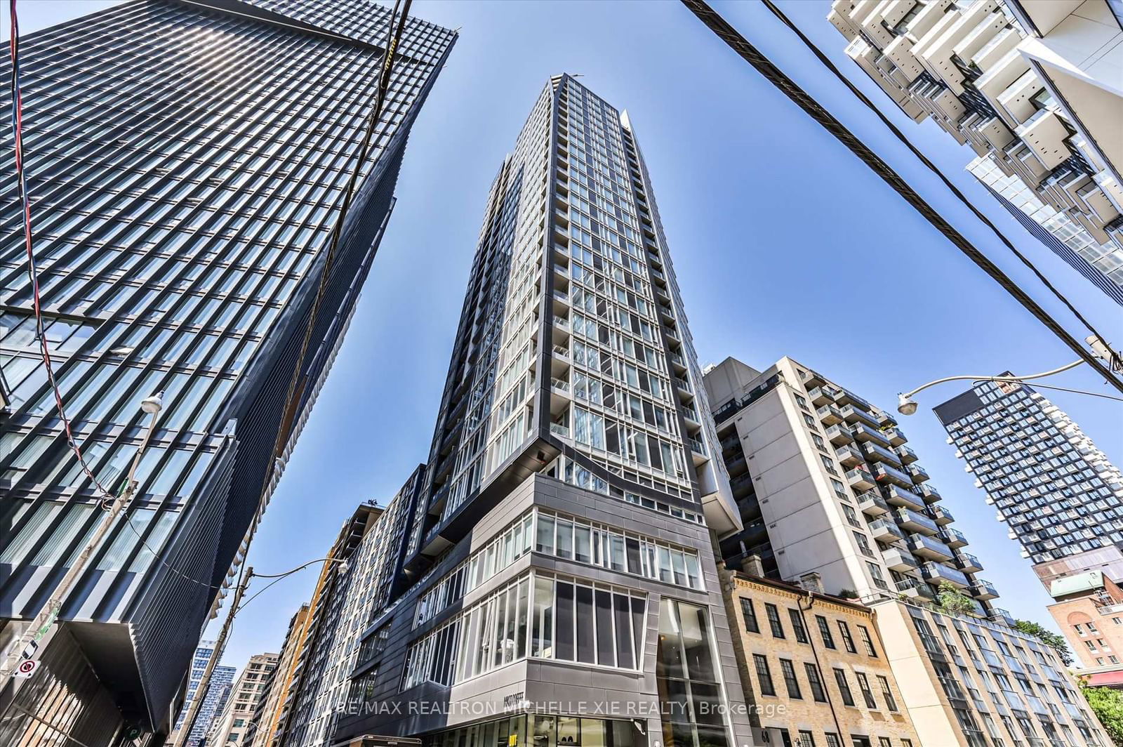 68 Shuter St, unit 2609 for sale