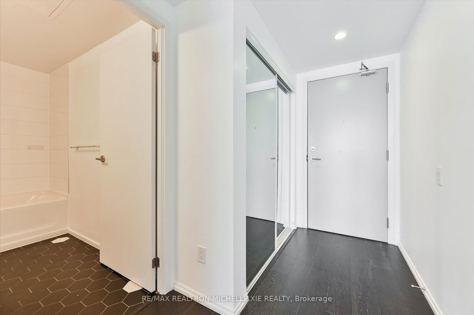 68 Shuter St, unit 2609 for sale - image #9