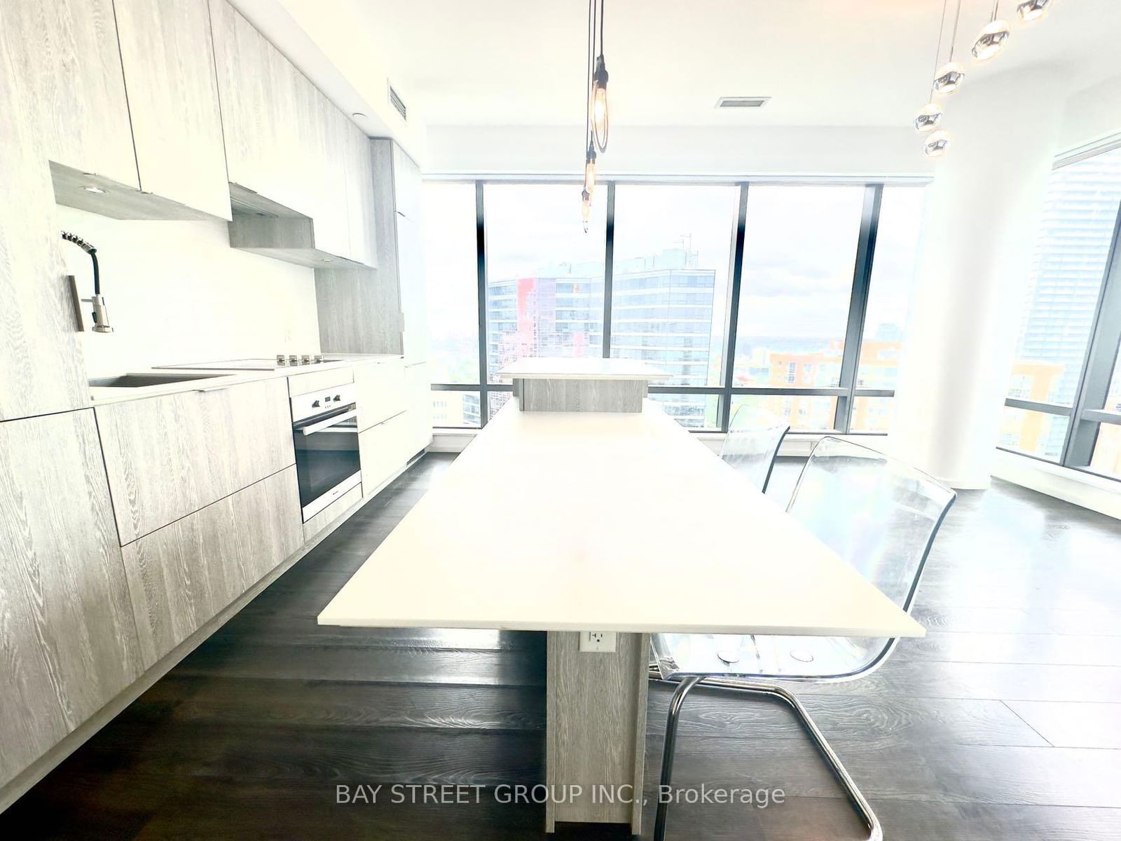 5 St Joseph St, unit 2808 for rent