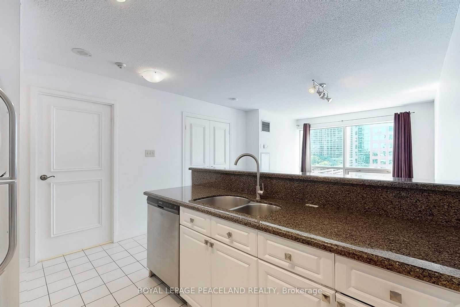 10 Queens Quay W, unit 1009 for sale - image #14