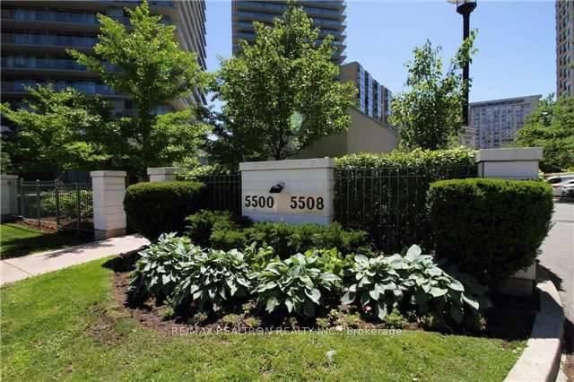 5500 Yonge St, unit Lph11 for rent