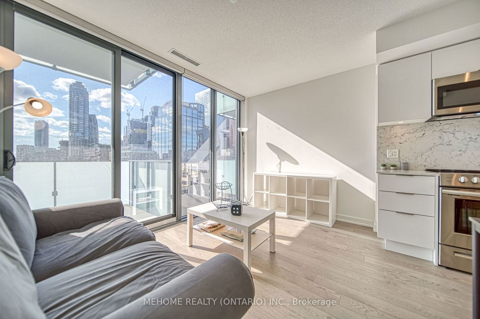 25 Richmond St E, unit 2109 for rent