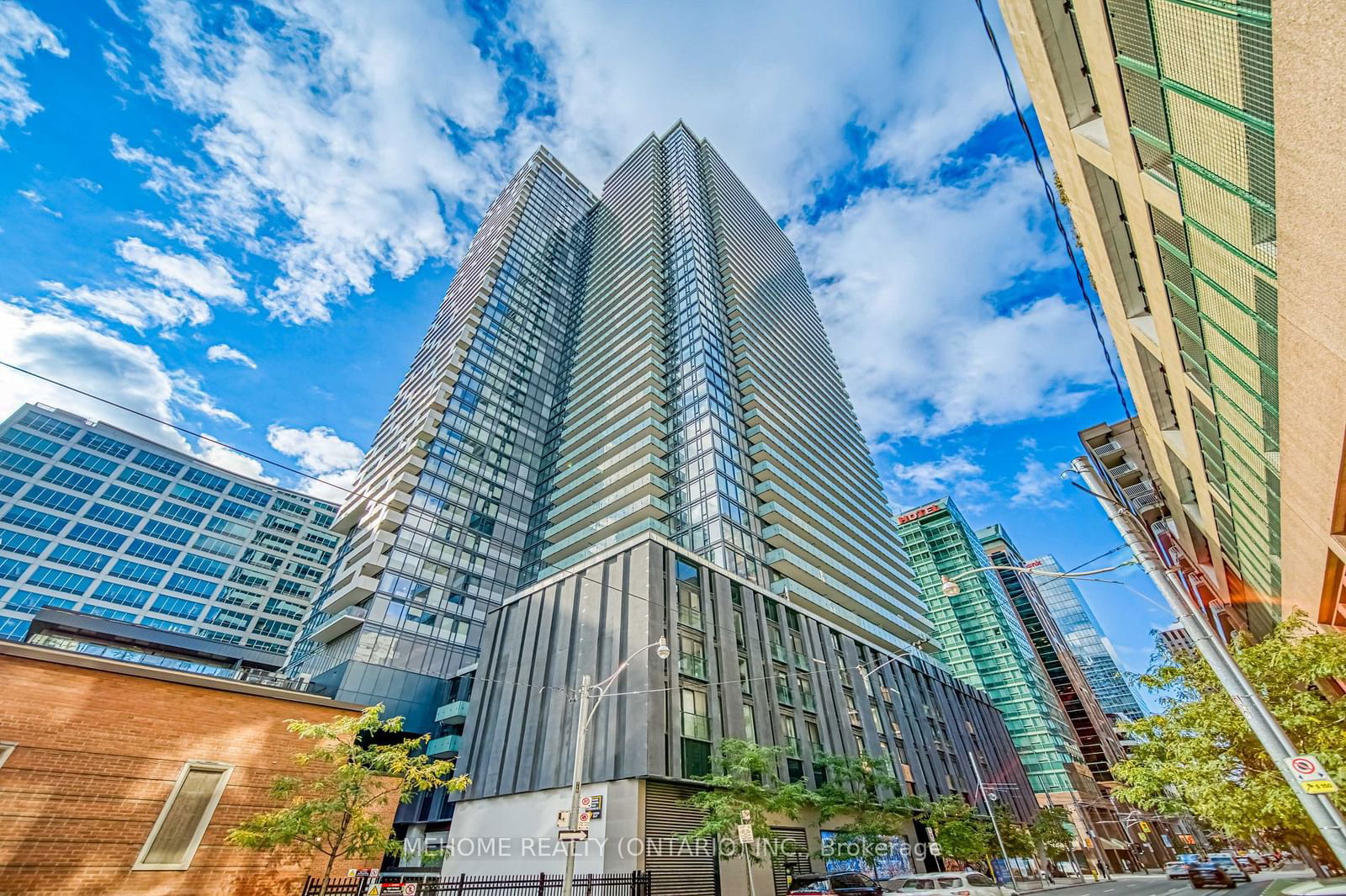 25 Richmond St E, unit 2109 for rent