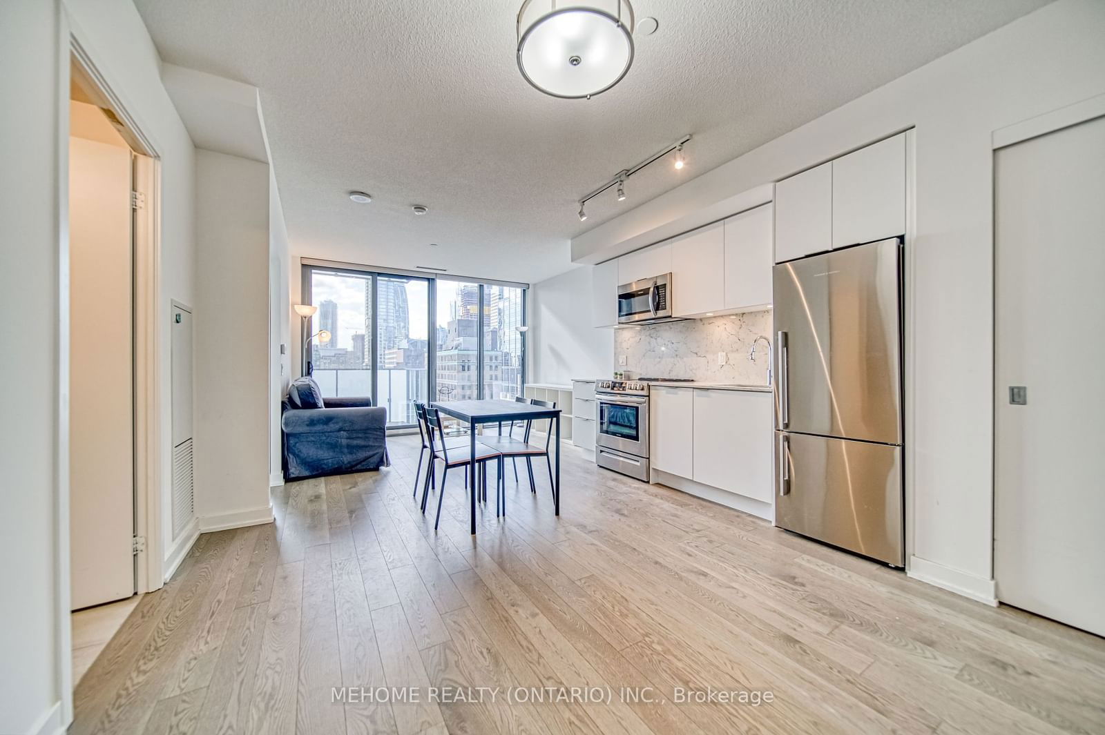 25 Richmond St E, unit 2109 for rent - image #9