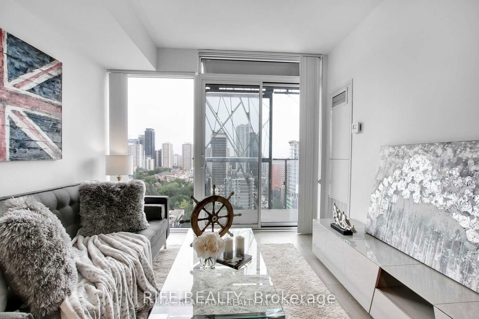 50 Wellesley St E, unit 2205 for sale - image #7