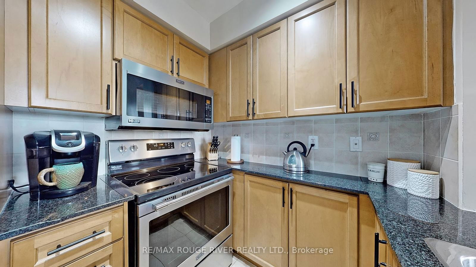 18 Kenaston Gdns, unit 701 for sale - image #12