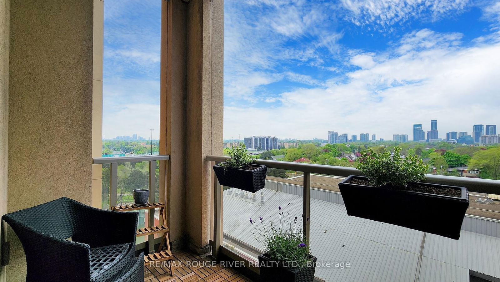 18 Kenaston Gdns, unit 701 for sale - image #21