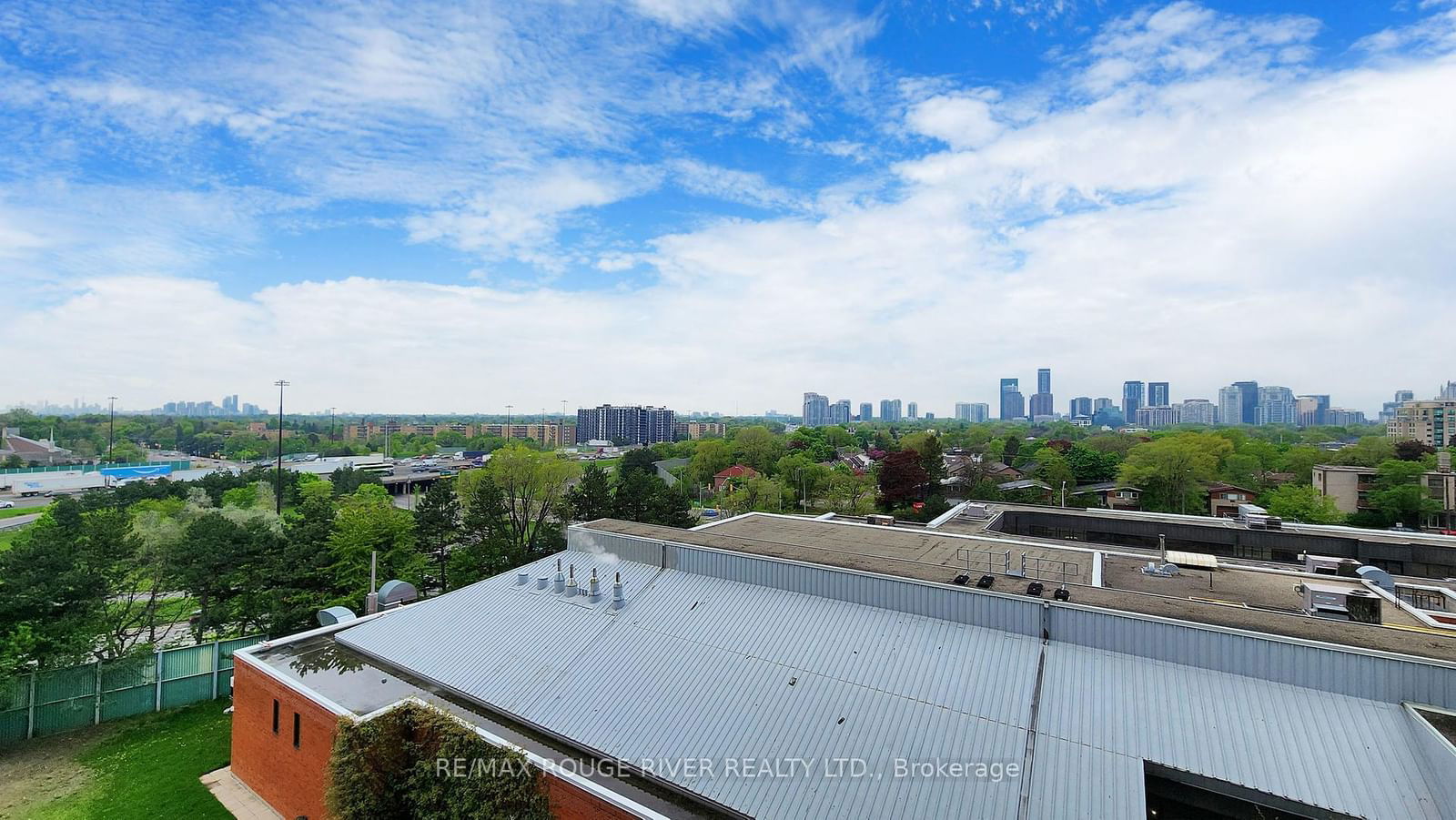 18 Kenaston Gdns, unit 701 for sale - image #23