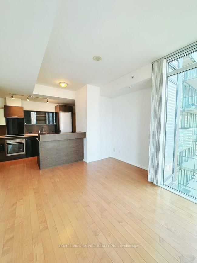 75 St Nicholas St, unit 1601 for sale - image #5