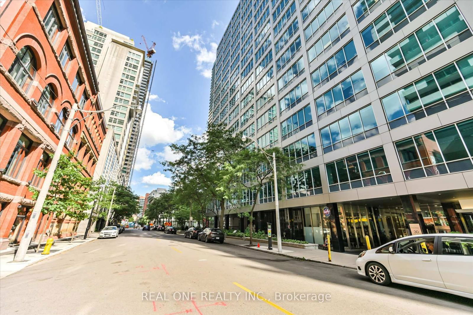 25 Richmond St E, unit 204 for sale