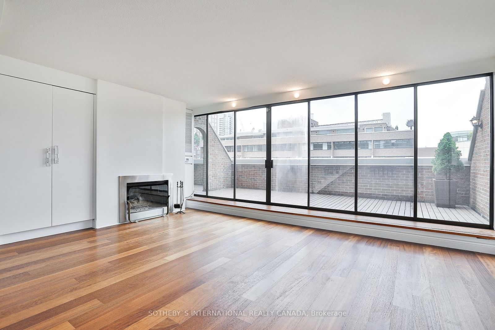 18A Hazelton Ave, unit 606 for sale - image #9