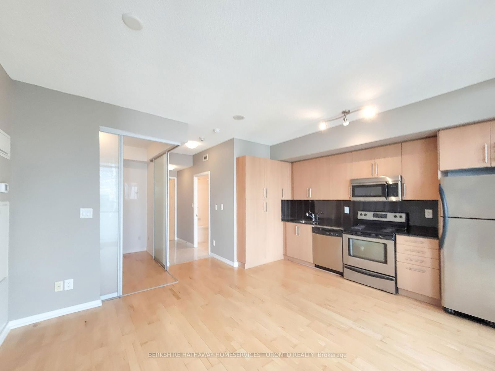 55 Bremner Blvd, unit 3809 for rent - image #5